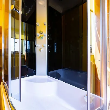 Stories Ap Bright Spacious 58sqm Free Park