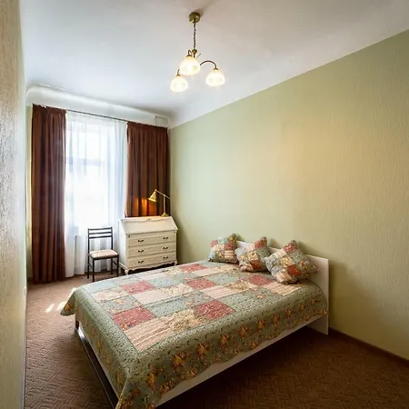 Stories Ap Bright Spacious 58sqm Free Park Apartment *